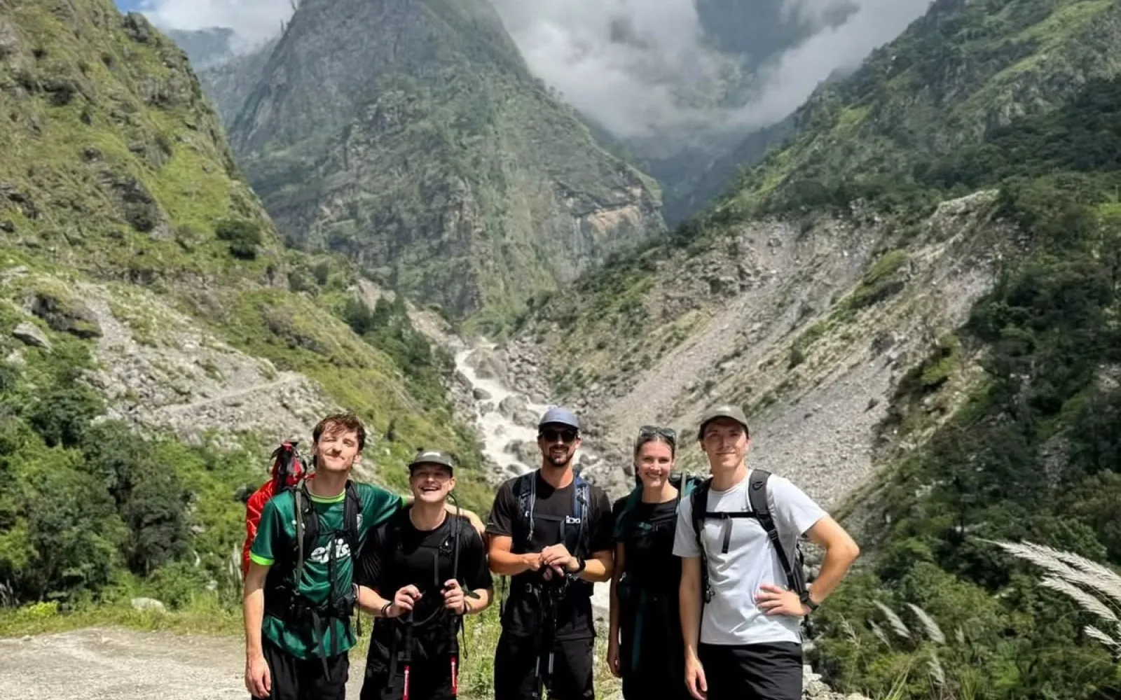Manaslu Circuit Trek in Autumn: Weather, Difficulty and a Complete Beginner's Guide