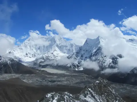 Climbing Island Peak with the Everest Three Passes Trek: When to Go and How to Prepare